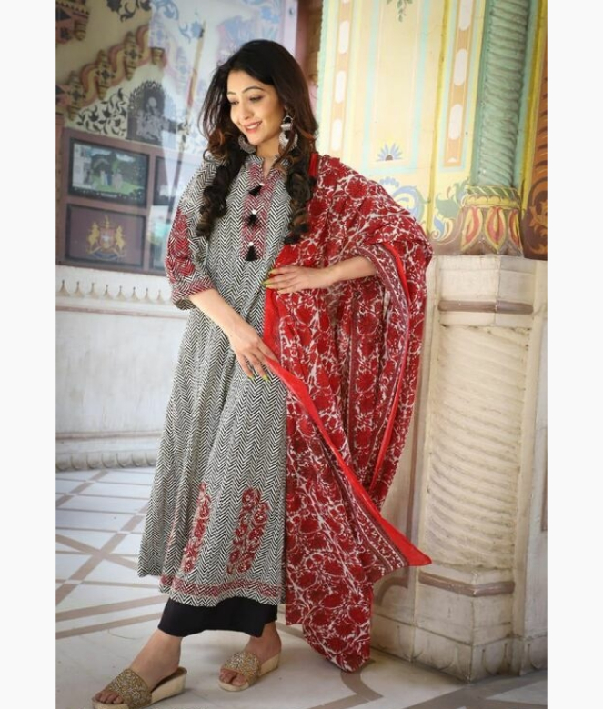 Amazing Cotton And Rayon Printed Stitched Suit And Dress Material-4